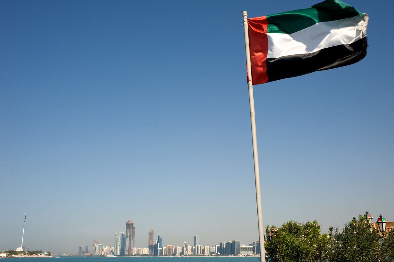 09-0879  Abu Dhabi