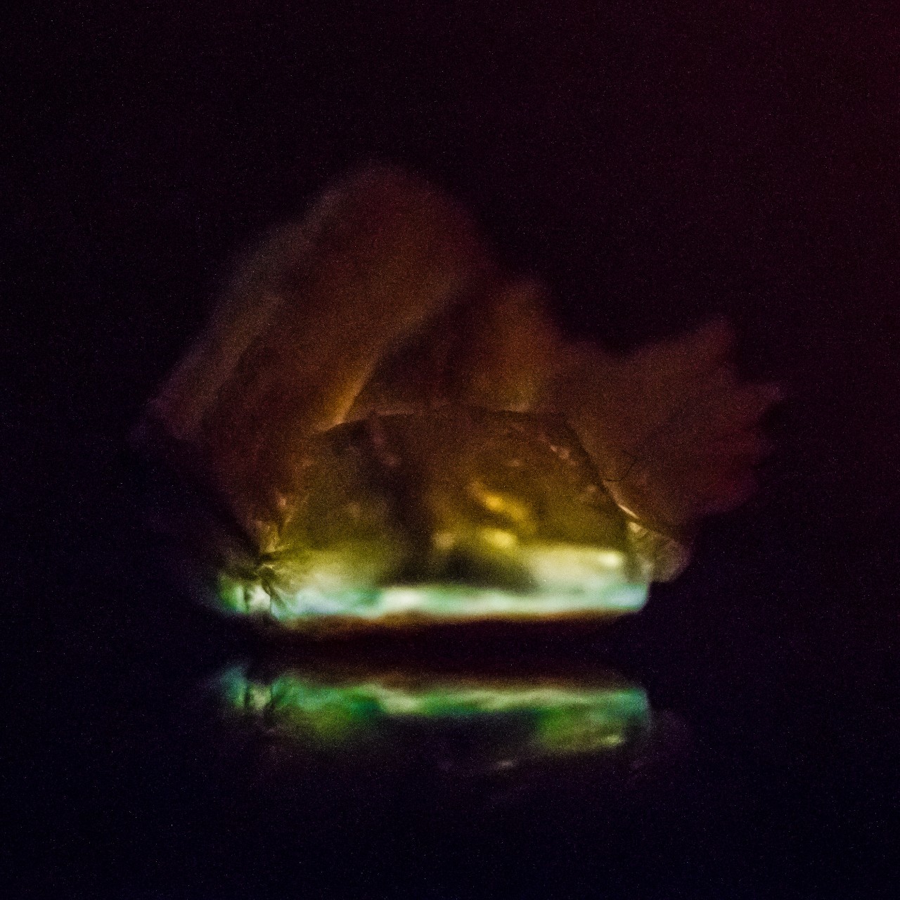 Solid-state thermochemiluminescence of crystals that emit light when hea....jpg