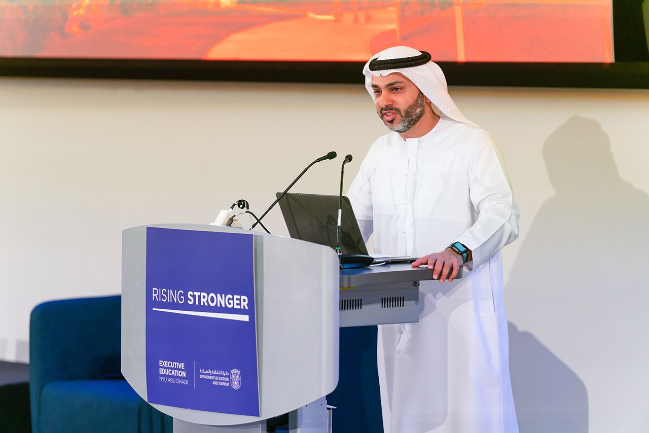 سعادة سعود عبدالعزيز الحوسني، وكيل دائرة الثقافة والسياحة