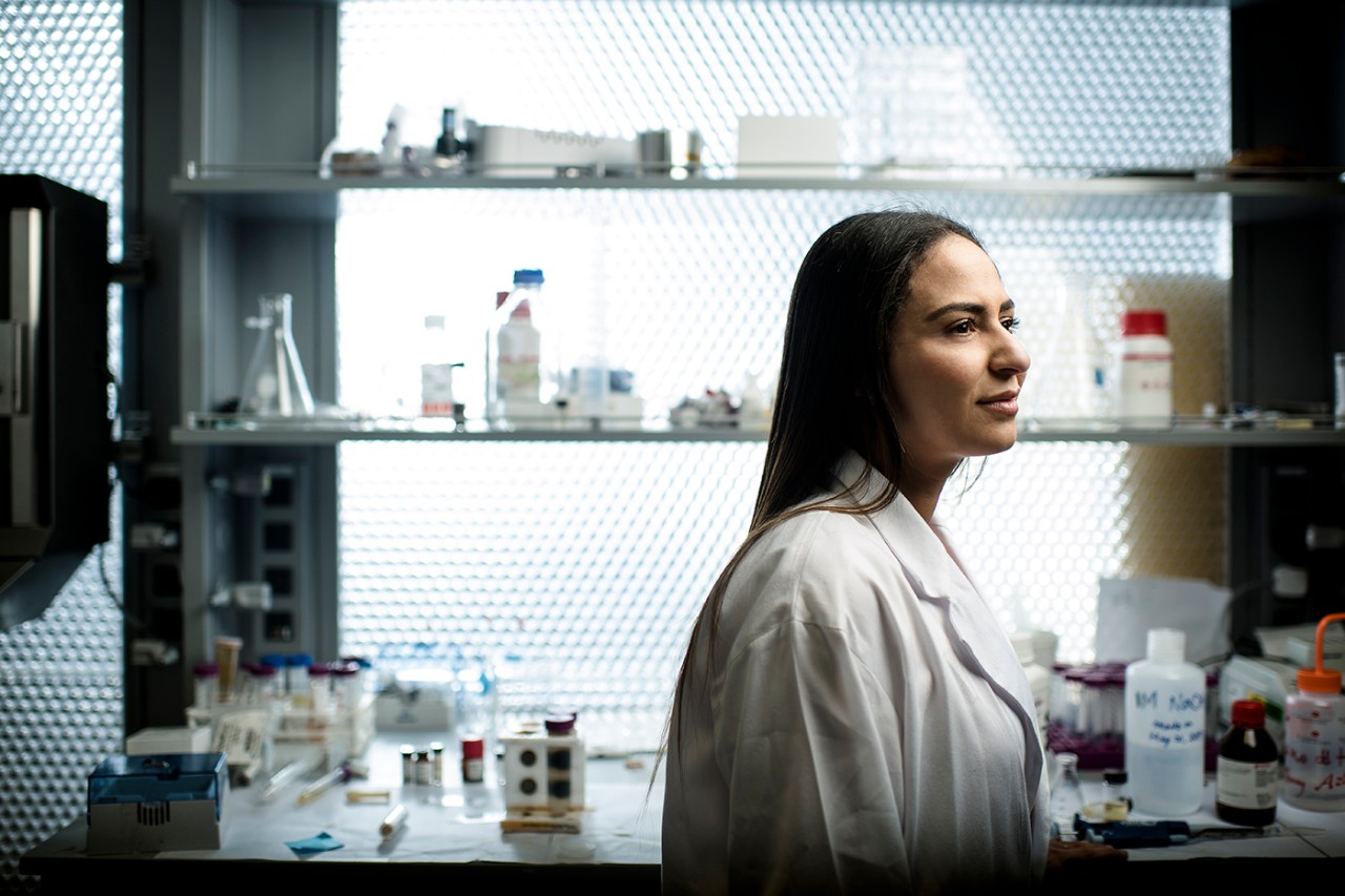 Research scientist Farah Benyattou in a lab at NYU Abu Dhabi.