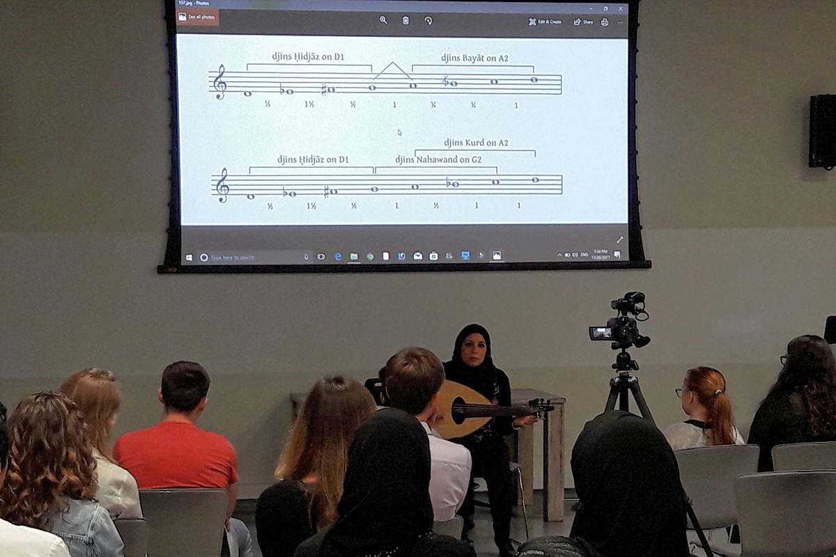 Sherine Tohamy lecturing on Arab music theory at NYU Abu dhabi.