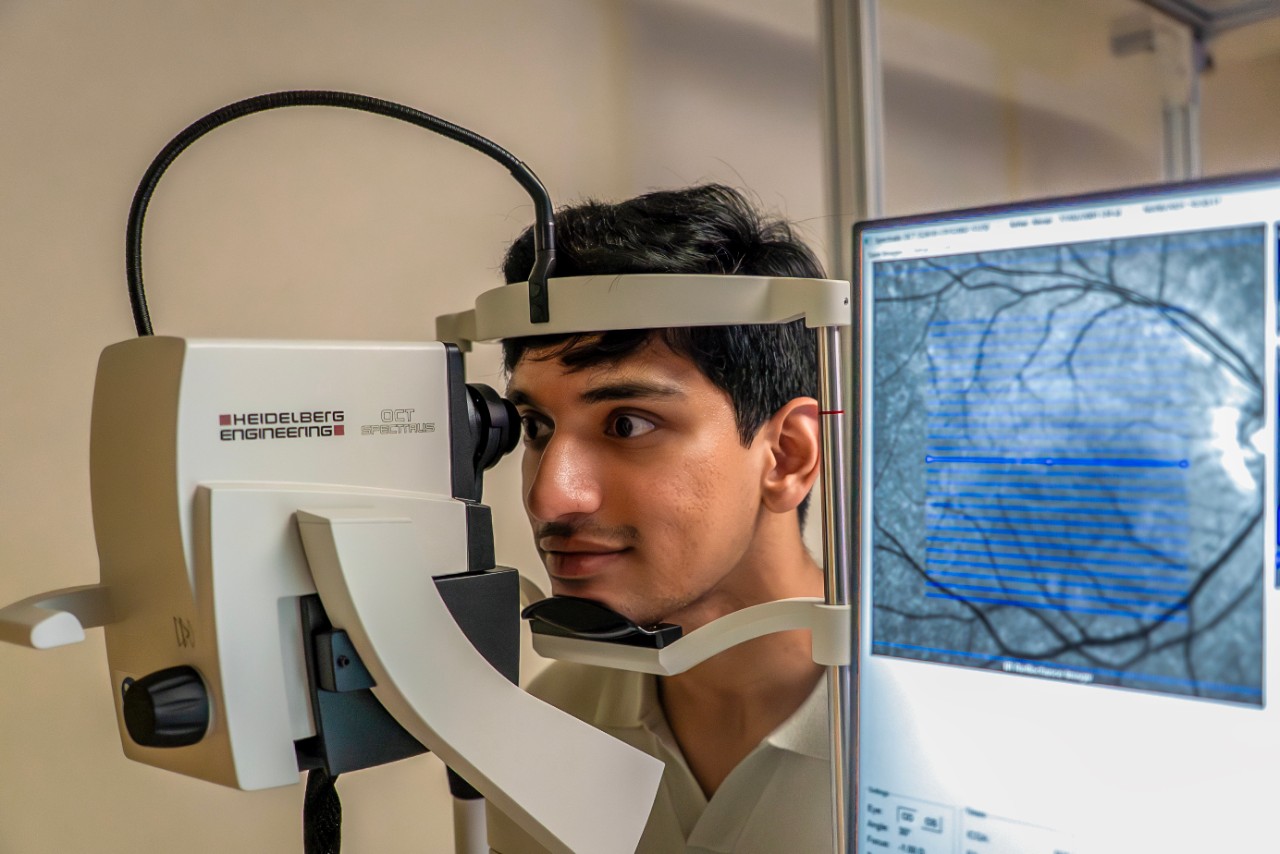 Eye tracker psychology