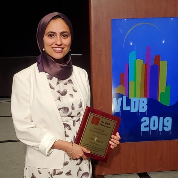 Computer scientist Azza Abouzeid accepts the Test of Time Award from Very Large Data Bases (VLDB).