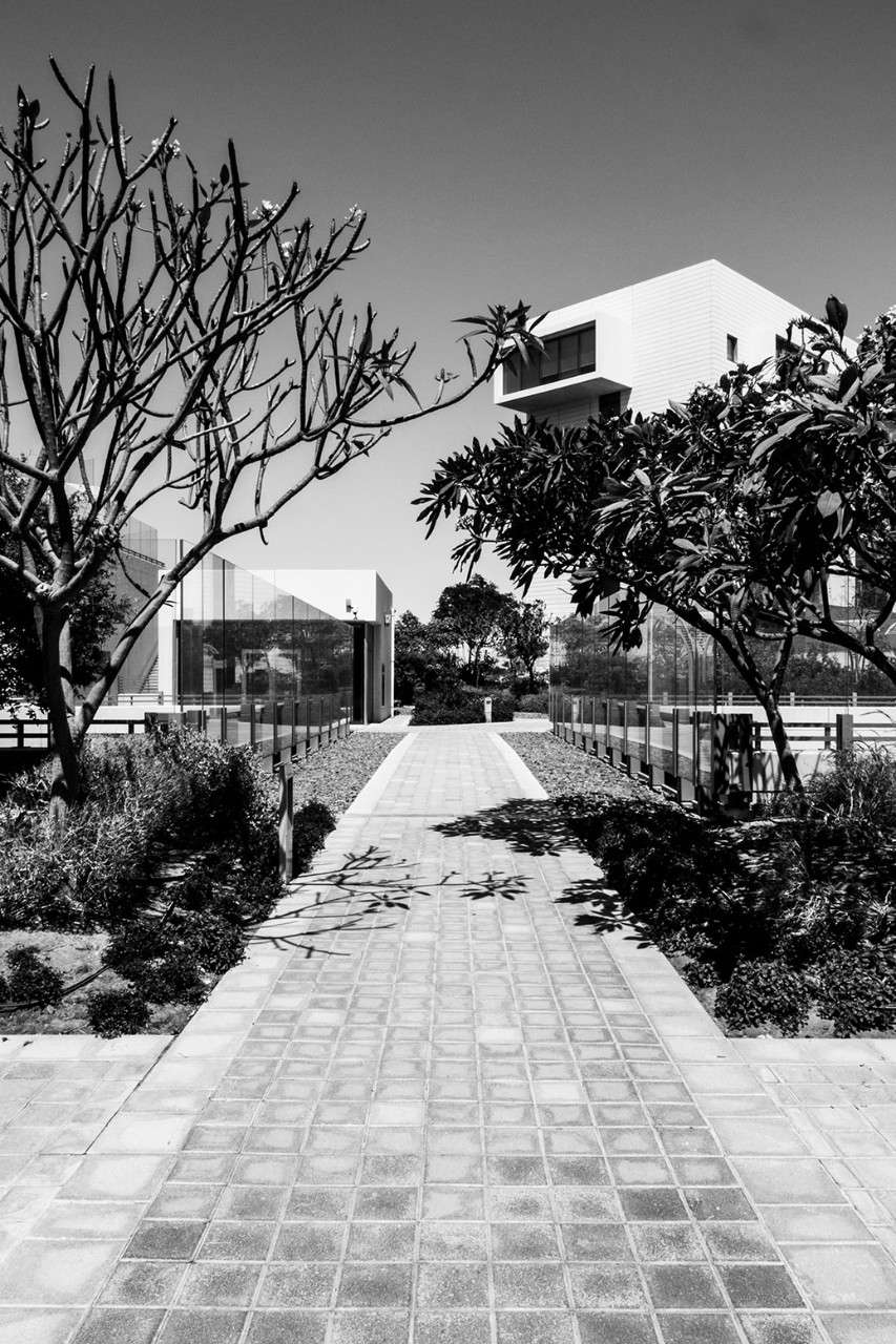 An empty Highline on campus. Image by @abelerphotos