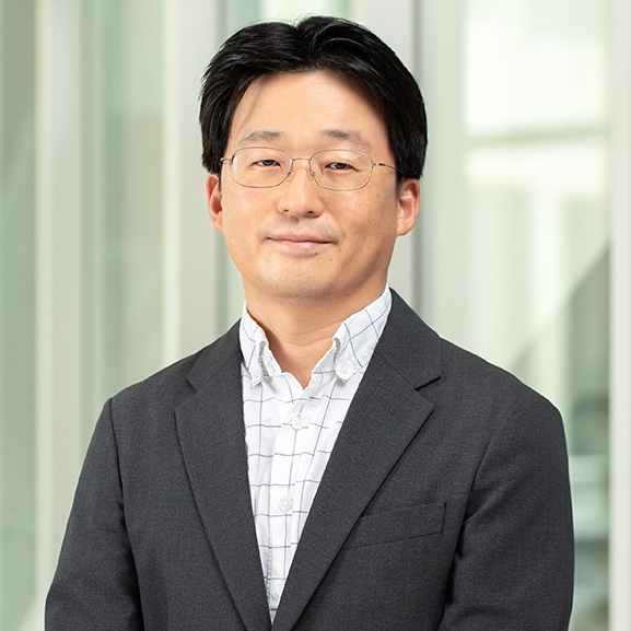 Jingoo Kang, Associate Professor of Business, Organizations and Society