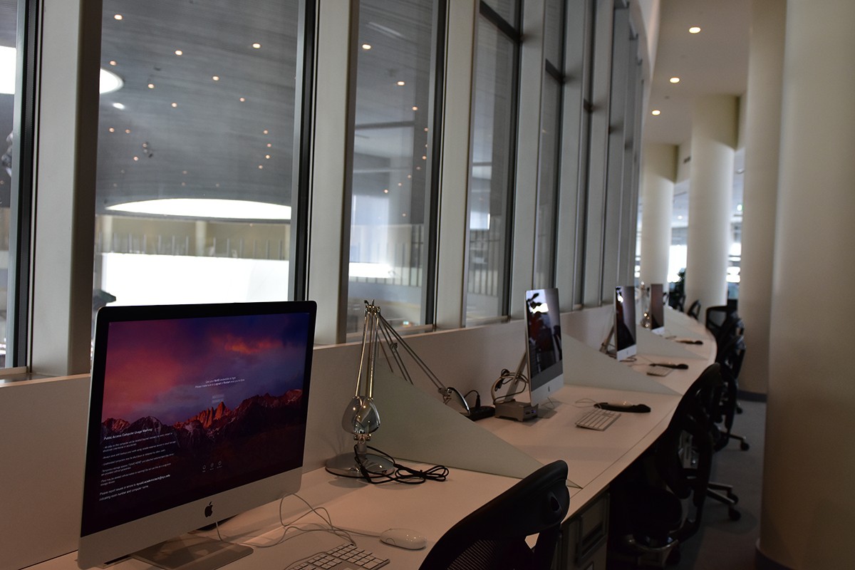 Workstations where students can study or do research at the NYUAD Library.